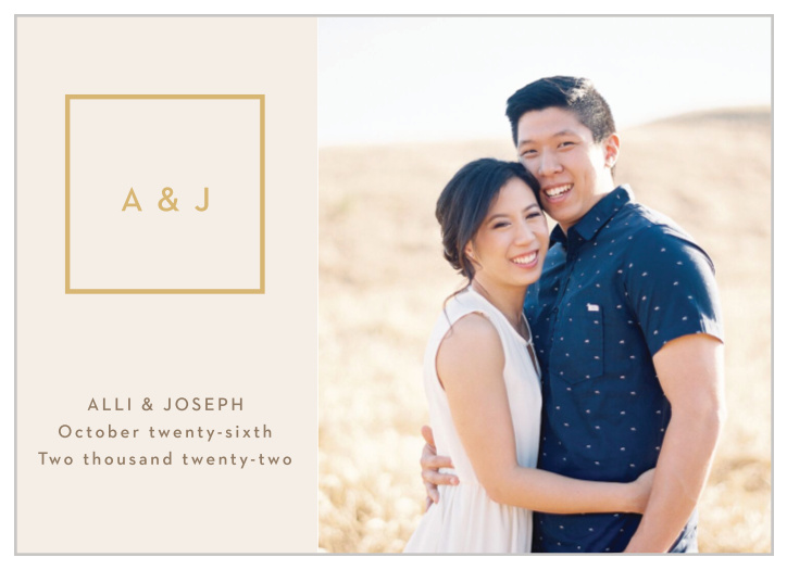 The simple design of our Minimal Block Wedding Invitations will perfectly match the elegance of your upcoming wedding.  