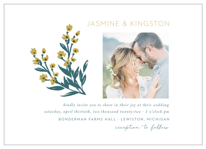 With our Daisy Daydream Wedding Invitations, your guests will be sure to notice every detail.